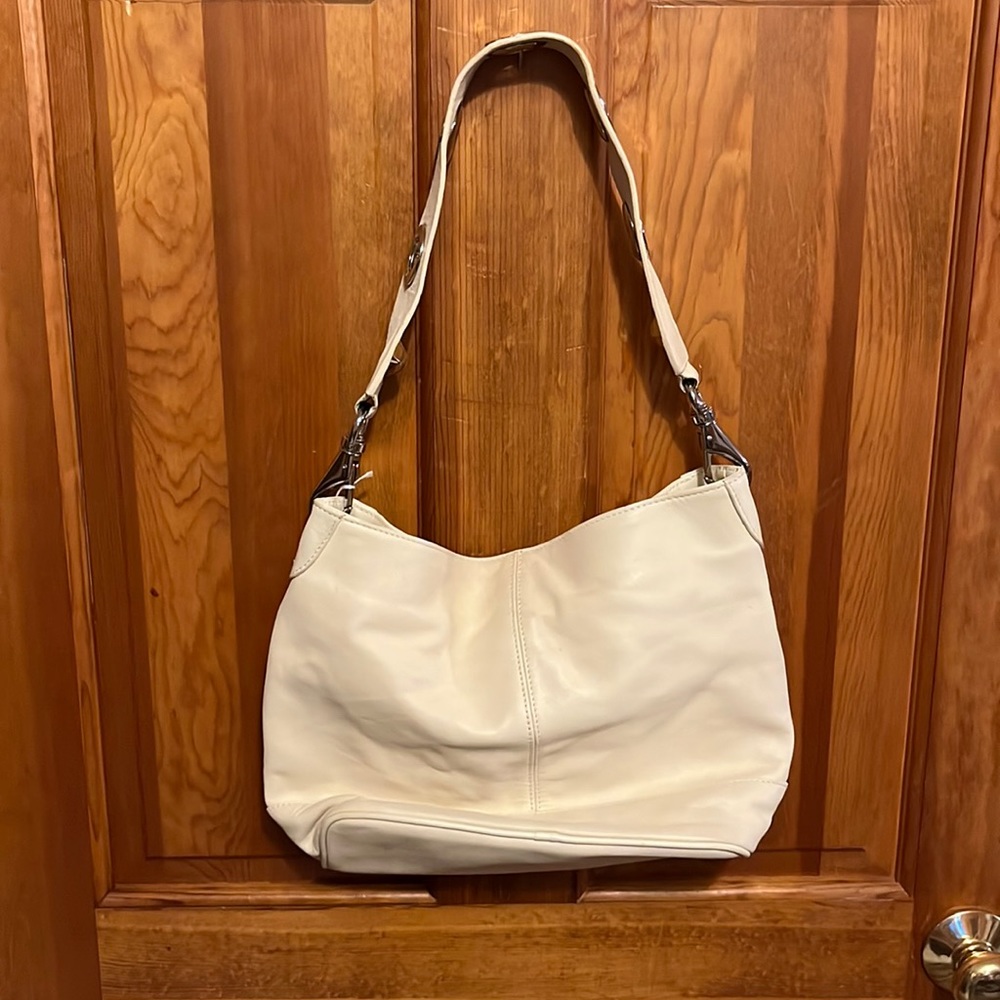 White shoulder bag